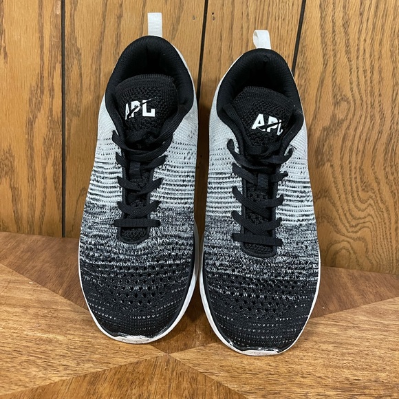 APL:Athletic Propulsion Labs Techloom Pro ,Colors Black & Gray- Women - Picture 11 of 12
